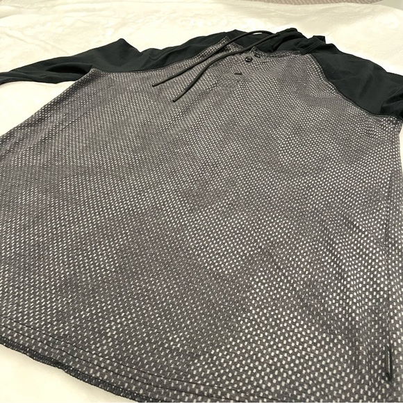 Express Men’s Size S Pullover Hoodie - Picture 3 of 3